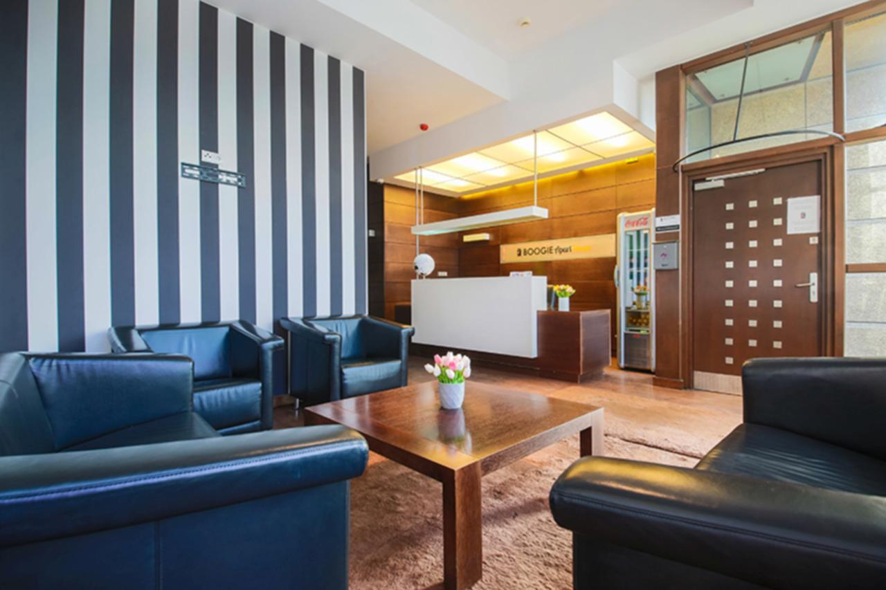 Boogie Aparthouse Old Town วรอตซวาฟ ภายนอก รูปภาพ
