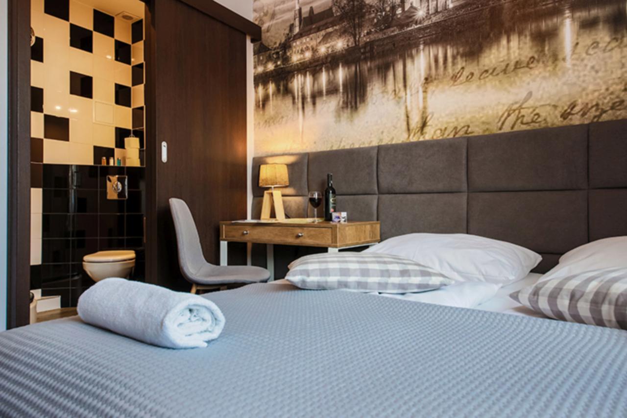 Boogie Aparthouse Old Town วรอตซวาฟ ภายนอก รูปภาพ