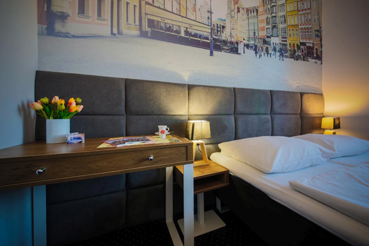 Boogie Aparthouse Old Town วรอตซวาฟ ภายนอก รูปภาพ