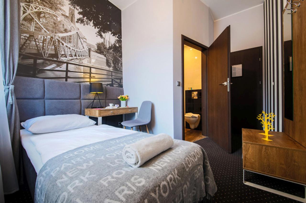 Boogie Aparthouse Old Town วรอตซวาฟ ภายนอก รูปภาพ