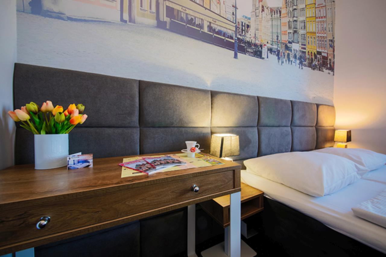 Boogie Aparthouse Old Town วรอตซวาฟ ภายนอก รูปภาพ